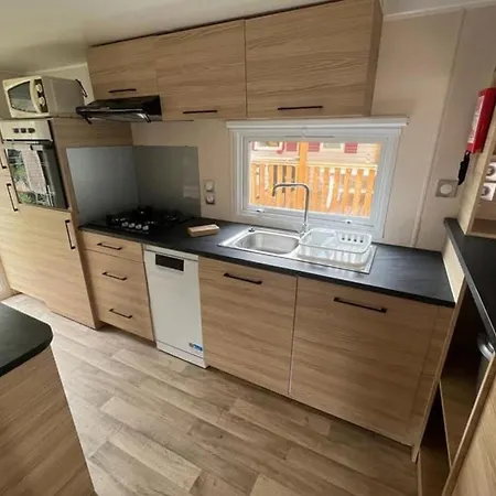 Mobilhome 2ch 6 Pers - Tres Spacieux 카네트